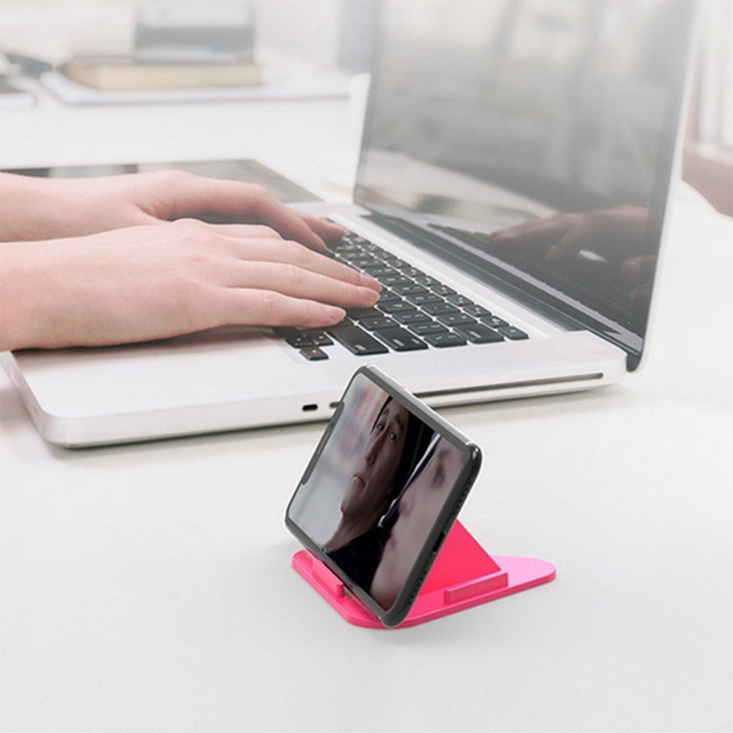Pyramid Mobile Stand Set (50pc) 
